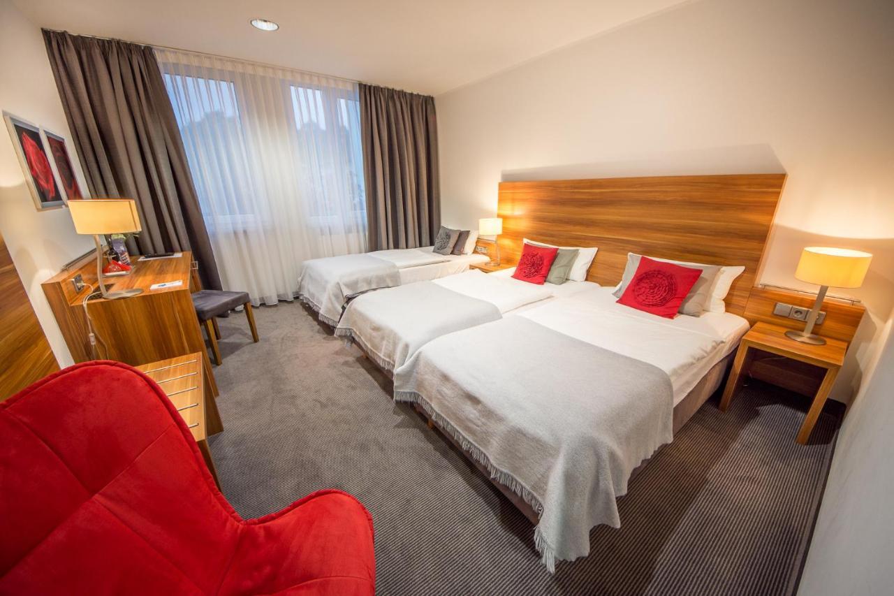 Hotel Burgholz Stockheim  Eksteriør bilde